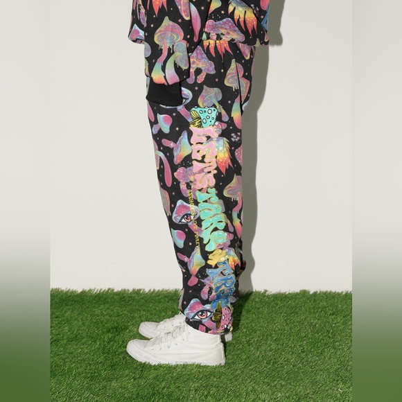 Assholes Live Forever Hoodie and Sweatpants SET. Brand New!! - Picture 3 of 4